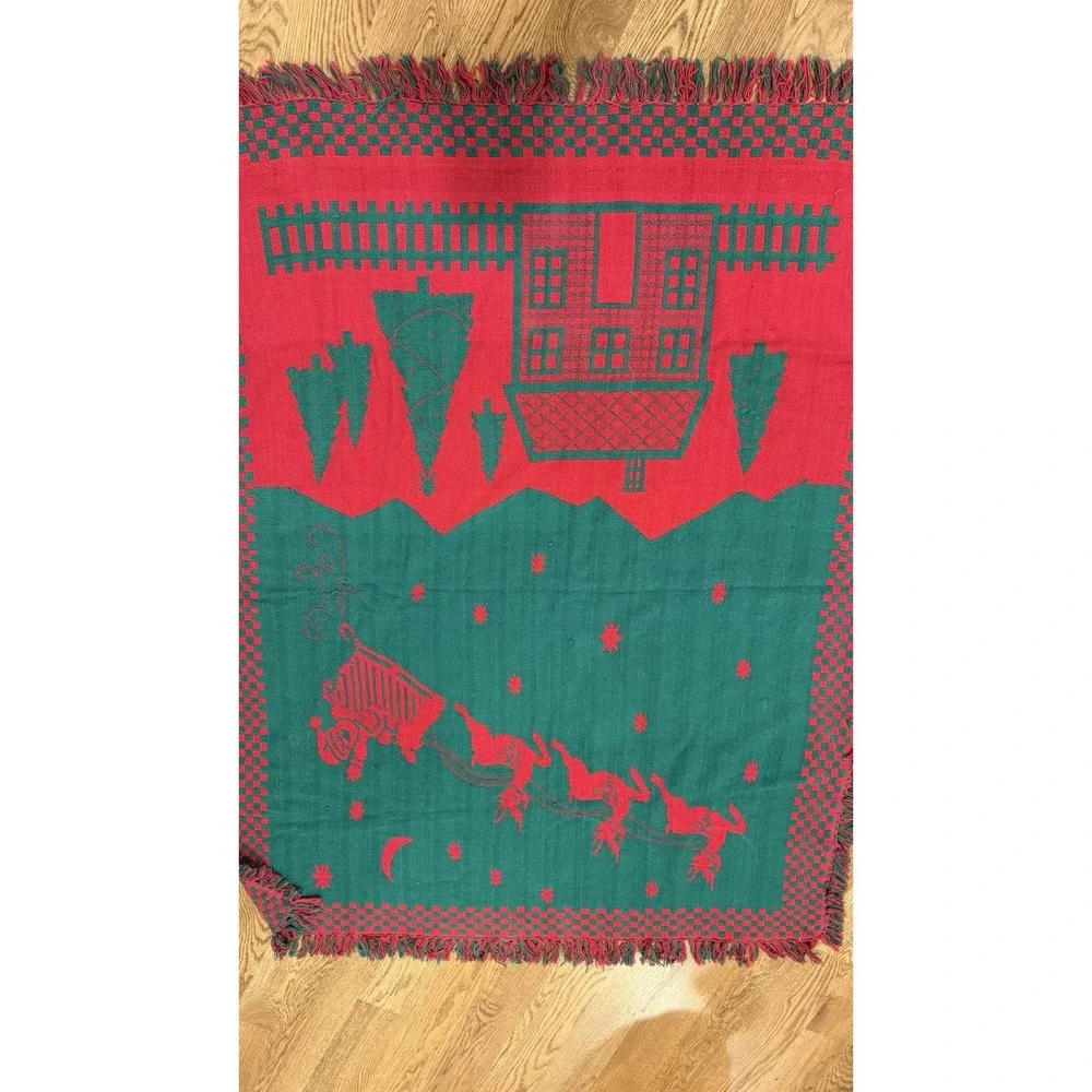 Vintage Christmas Throw Blanket Red Green Santa Sleigh House 100% Cotton Woven